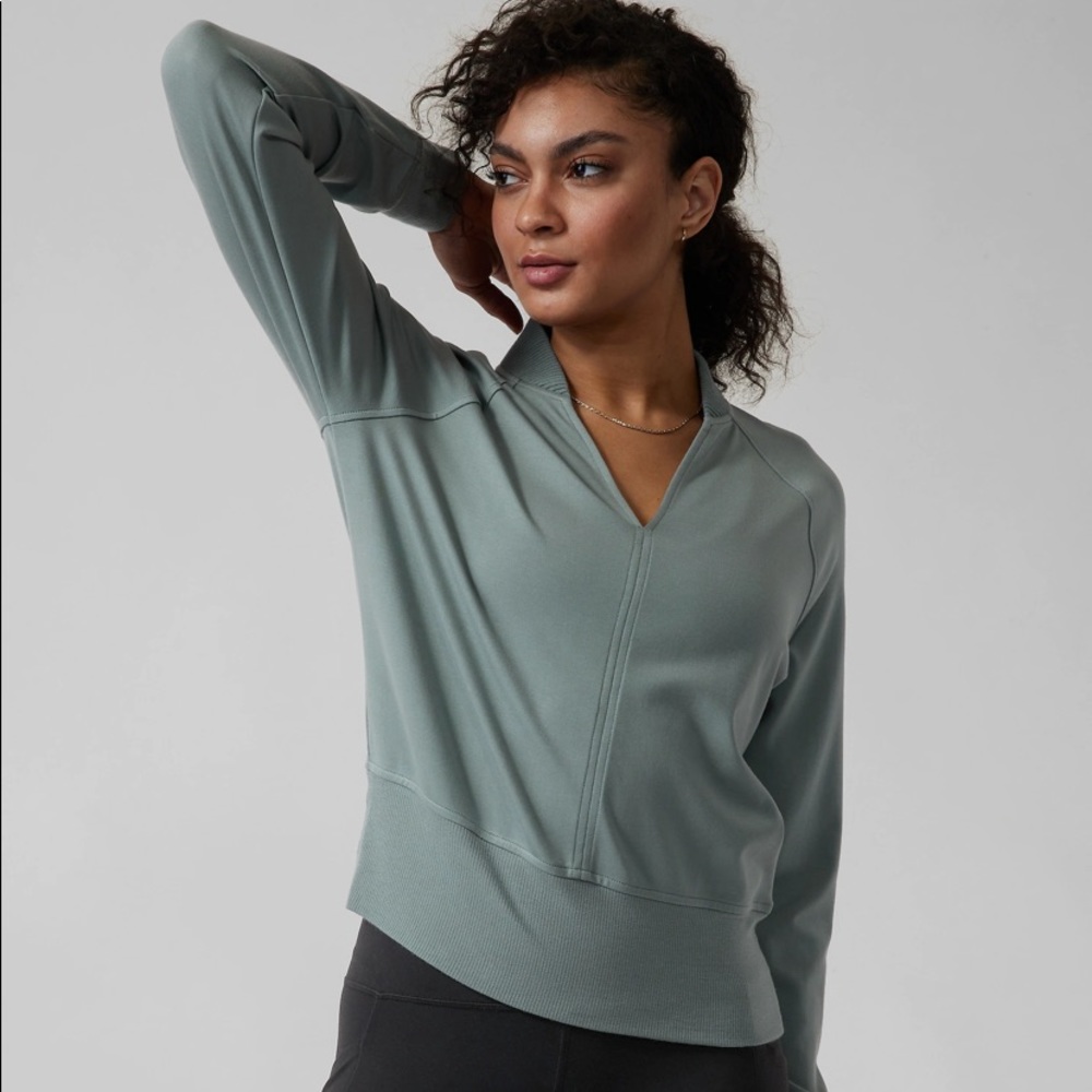 Athleta Eastbound Sweatshirt NWOT